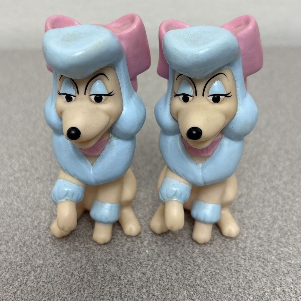 McDonald’s Disney Vintage 1988 Georgette from Oliver & Company Finger Puppet(2)
